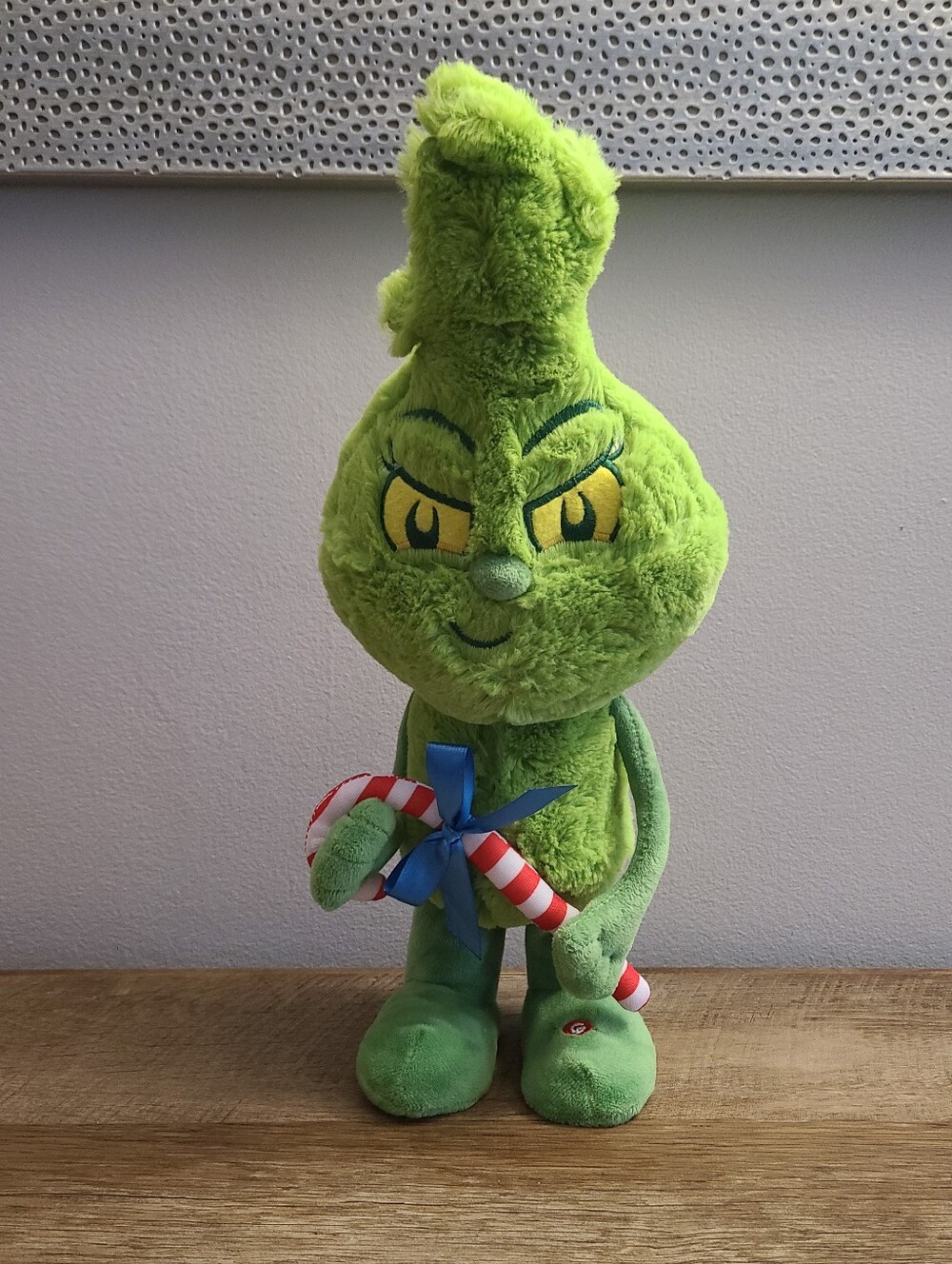 🎄Gemmy Animated Baby Grinch Side-Stepper Holiday Plush Holding Candy Cane